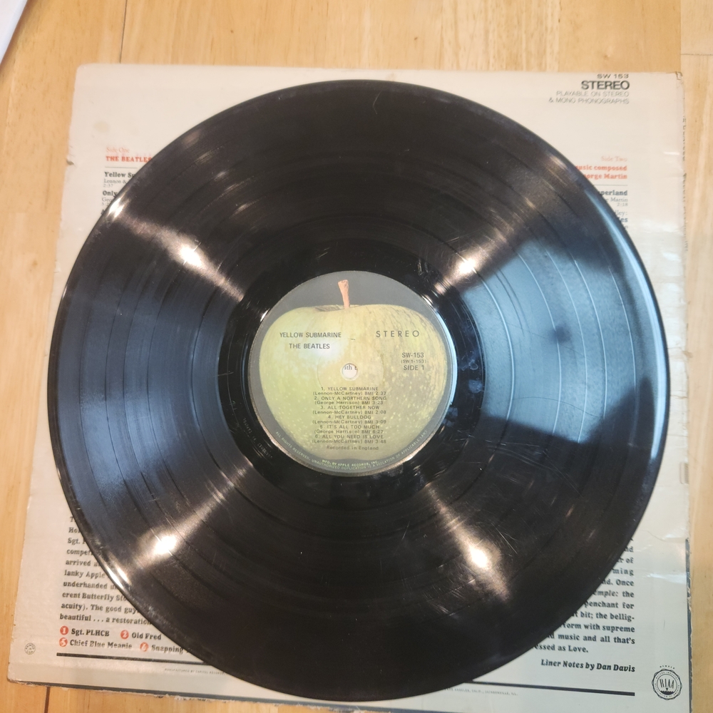 The Beatles Yellow Submarine Vinyl Record - Picture 4 of 10